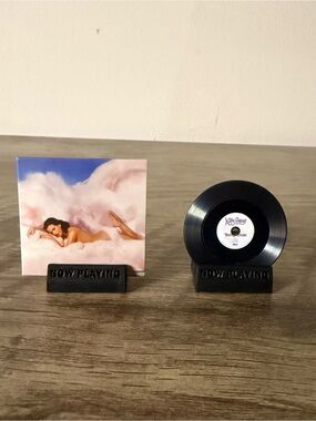Katy Perry Mini Brands Vinyl